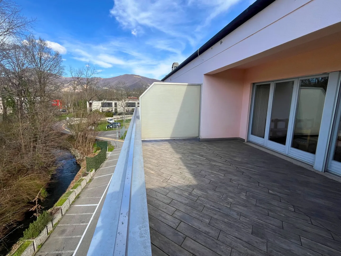 Immobile commerciale con funzione gastronomica e residenziale – Genestrerio - Foto 11 di 17