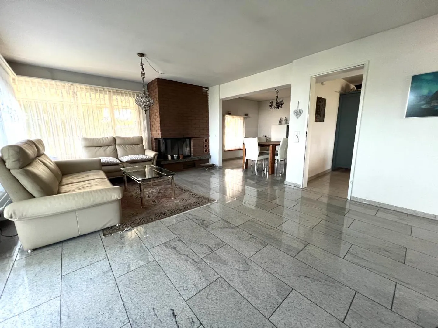 Edificio residenziale con appartamento separato e annessi - Foto 5 di 10
