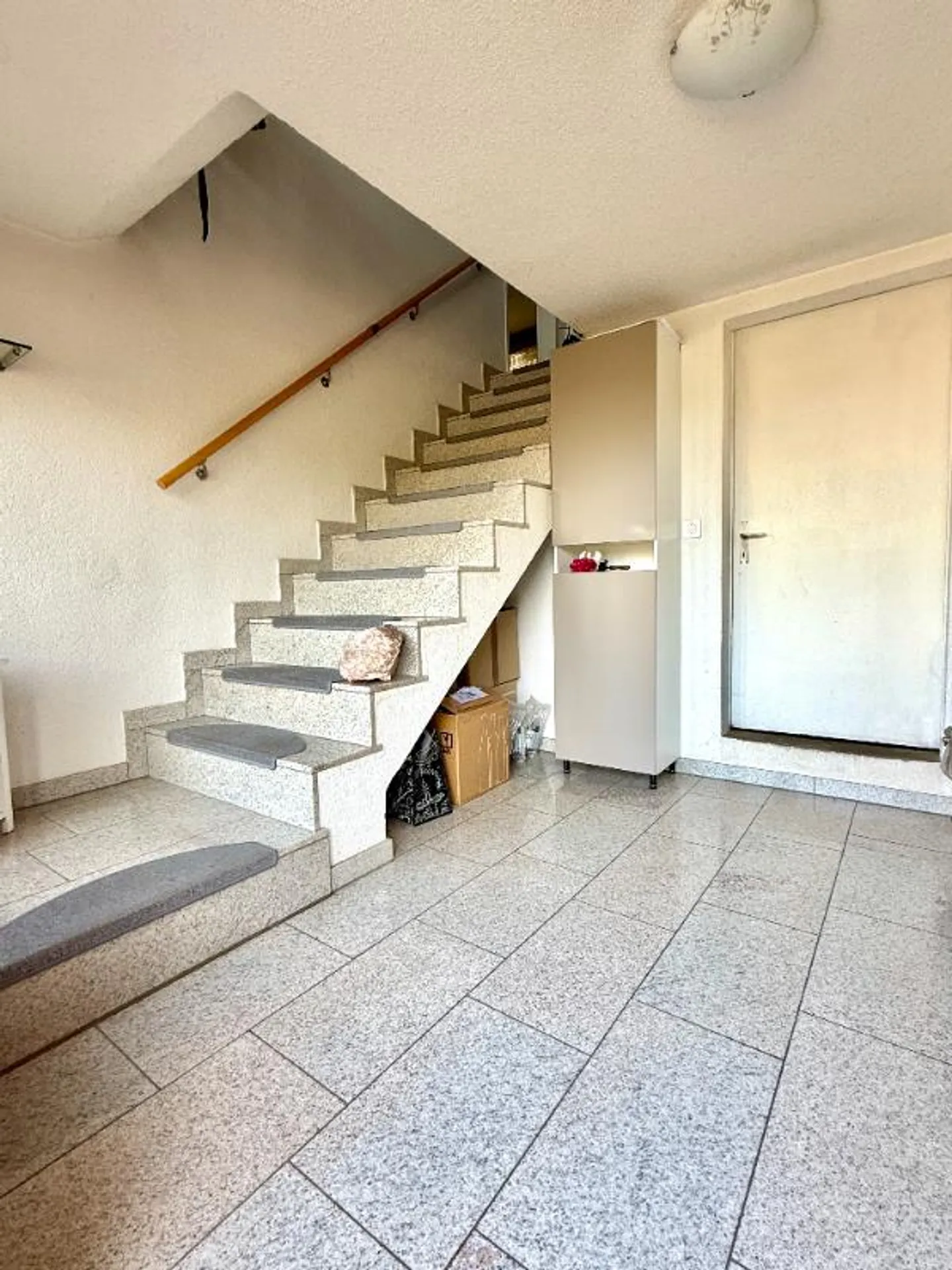 Edificio residenziale con appartamento separato e annessi - Foto 10 di 10