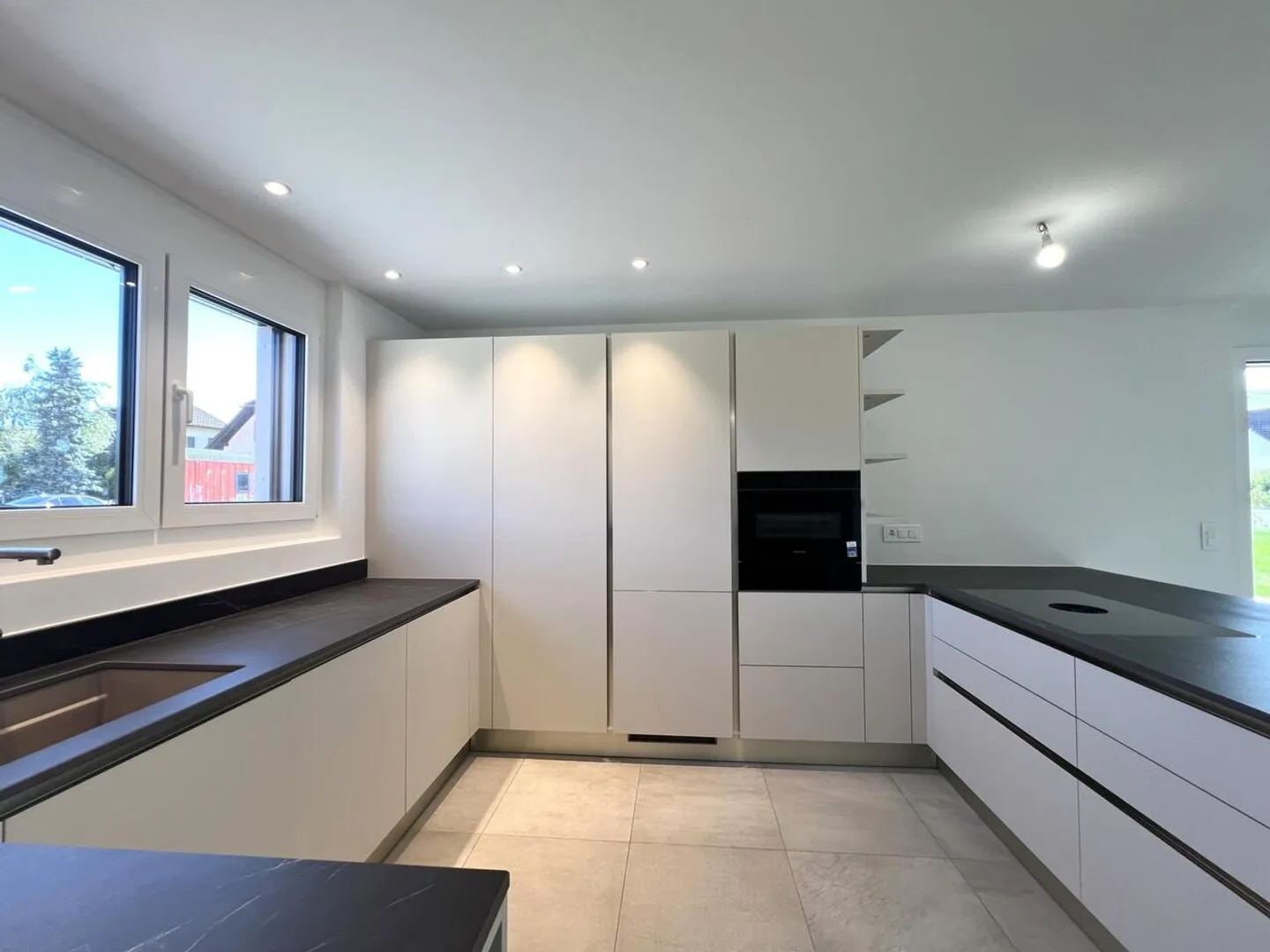 Magnifique maison jumelle neuve de 4.5 pièces avec grand jardin privatif - Photo 3 of 13