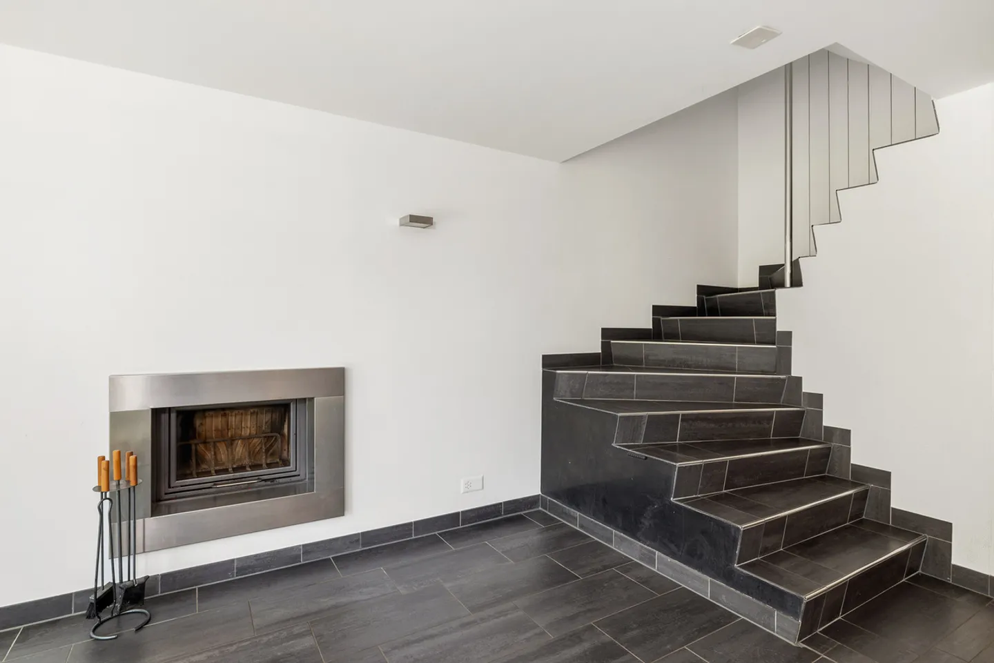 Traumhaftes Terrassenhaus in Langnau - Foto 11 von 14