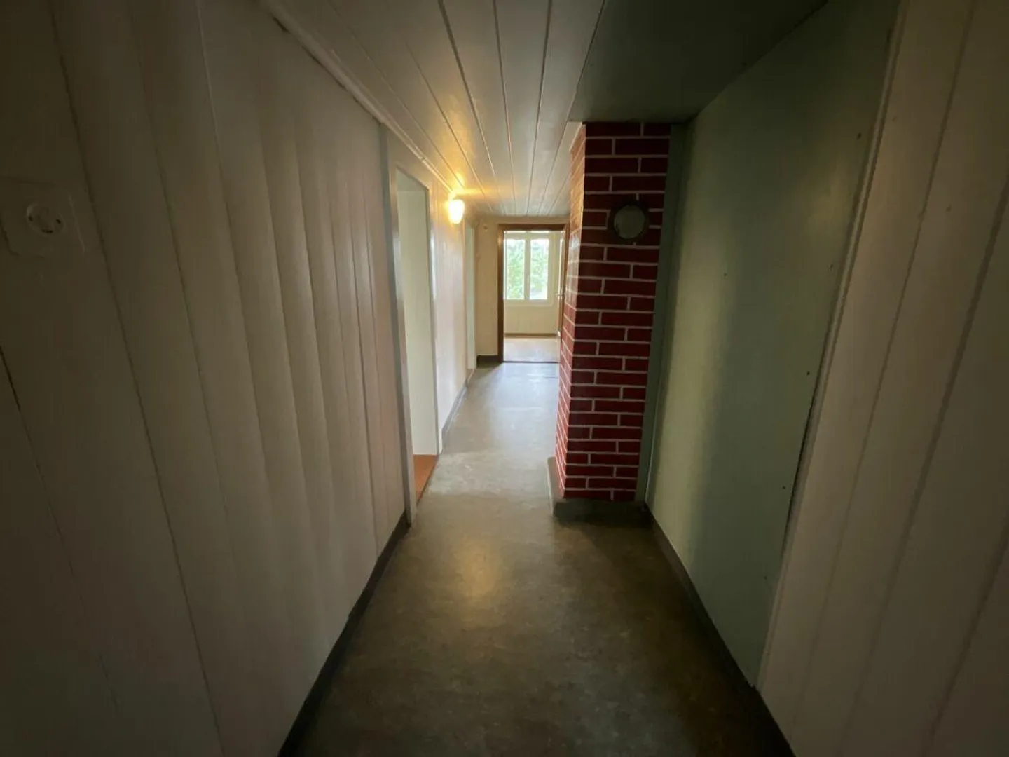 Incantevole appartamento di 3 locali in un edificio storico al 2° piano - Foto 6 di 8