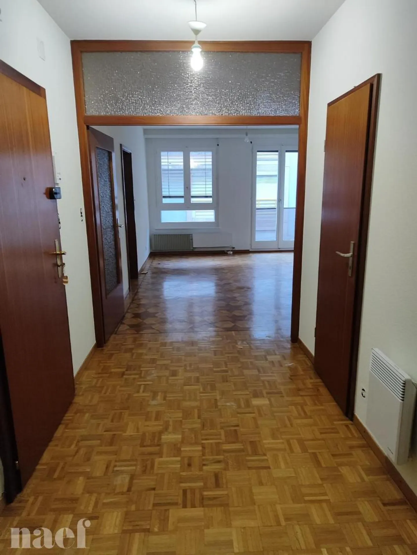 Schöne Wohnung mit 4 Zimmern - 3. Etage und Eaux-Vives - Foto 7 von 13