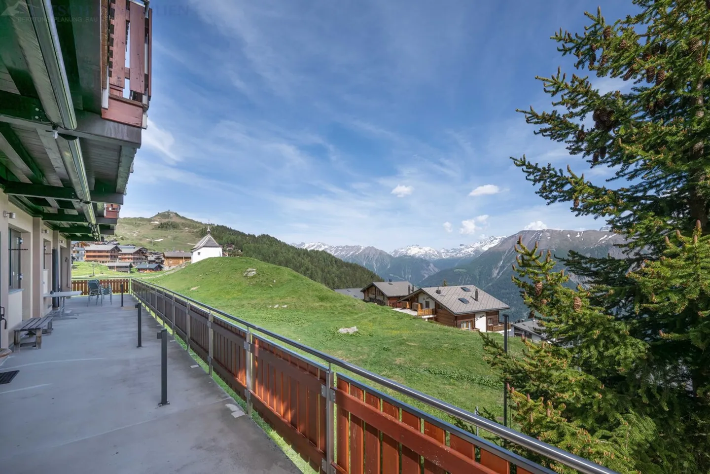 Appartement de 7 pièces à vendre à Bettmeralp - Photo 2 sur 18