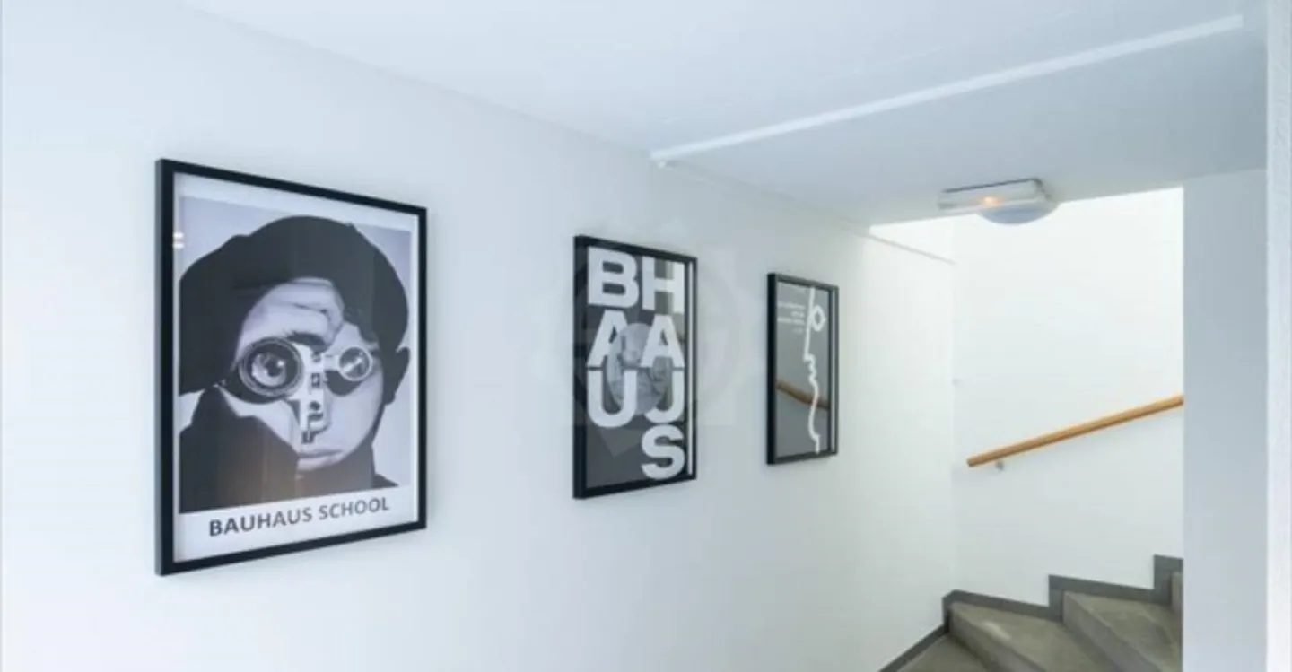 Office space for rent - Photo 3 of 9