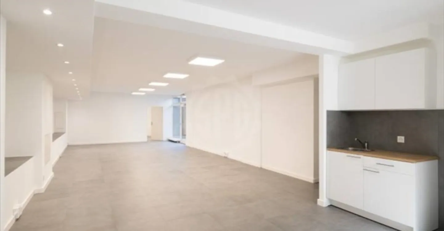 Office space for rent - Photo 5 of 9
