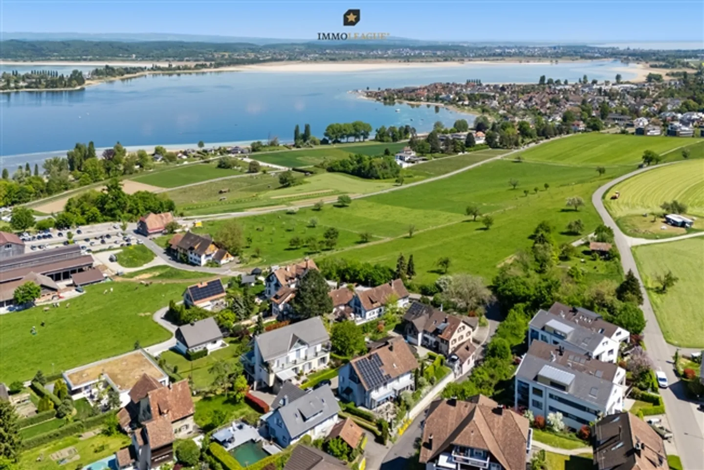 Vivre avec vue sur le lac - Un foyer aimant pour toute la famille. - Photo 7 sur 8