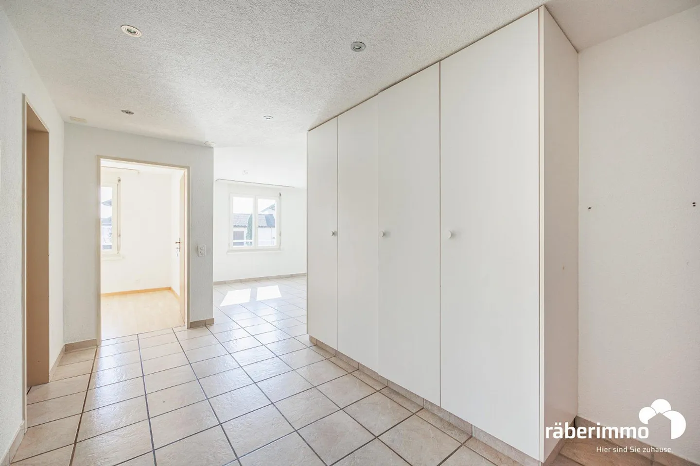 Helle Gartenwohnung in Aristau - Foto 2 von 11