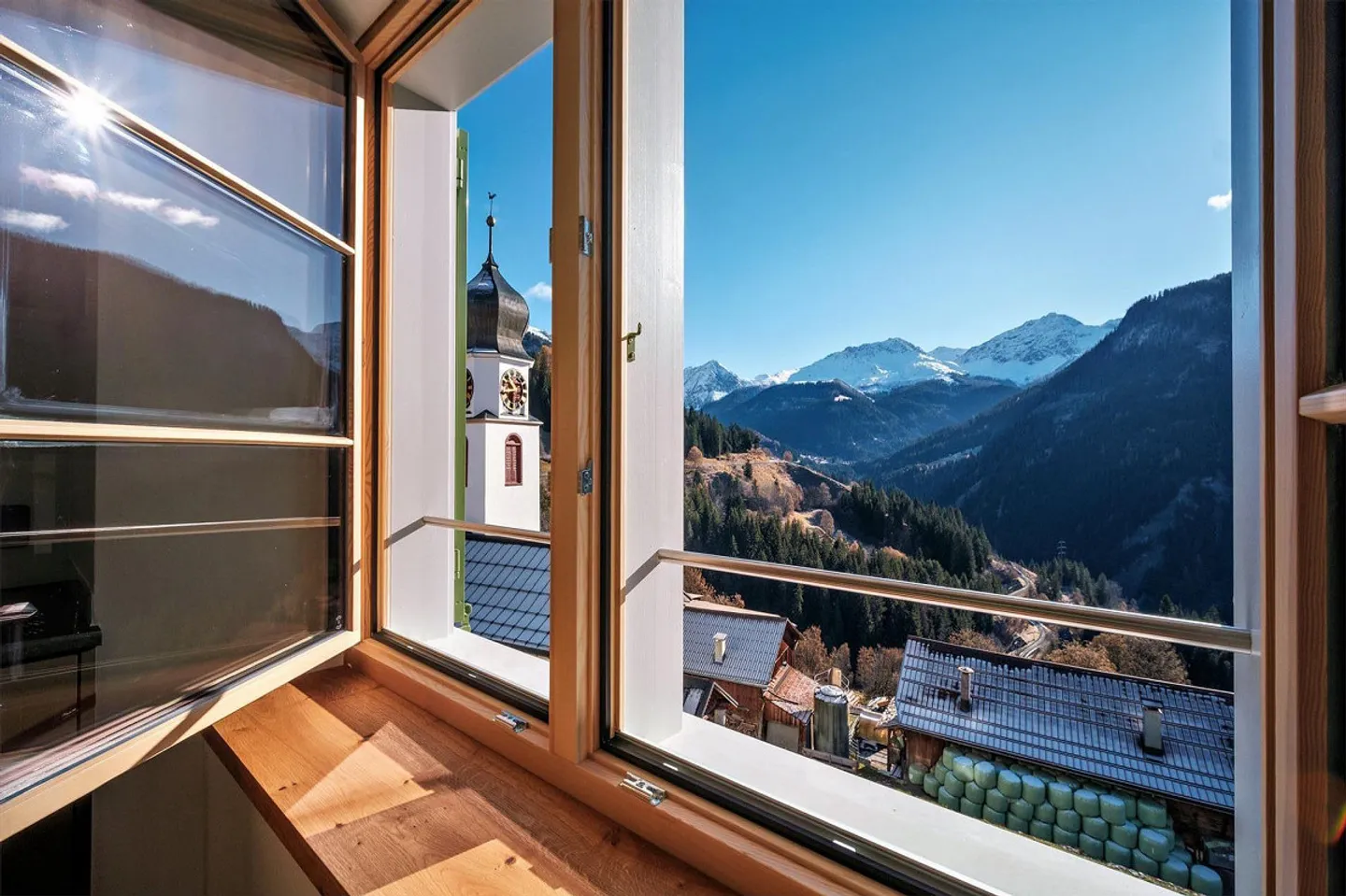 Charmante 2.5 Zimmer-Wohnung in Peist (Schanfigg) - Foto 1 von 13