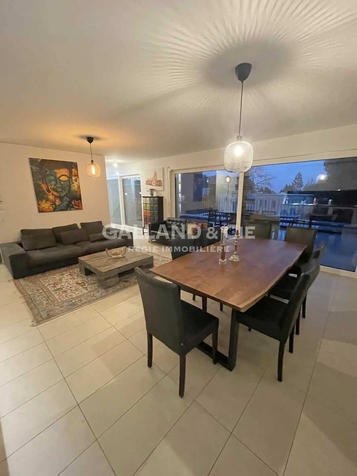 Beautiful modern 4.5-room duplex apartment - Photo 9 of 9