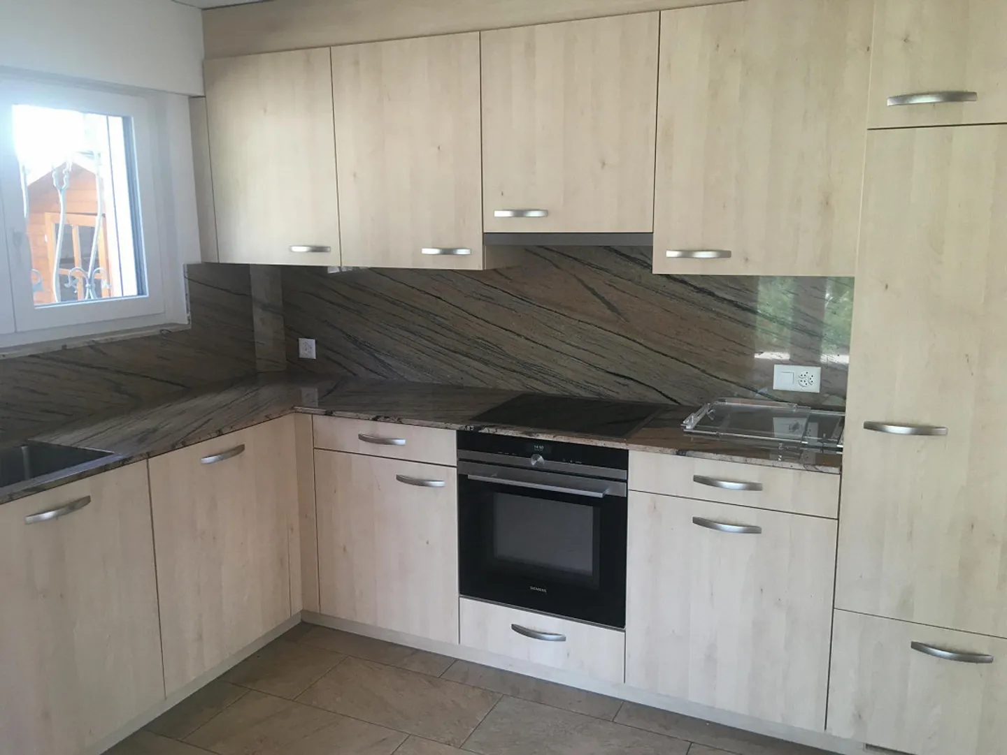 Rustikale 3.5 Zimmerwohnung mit Wintergarten und Sitzplatz - Foto 1 von 11