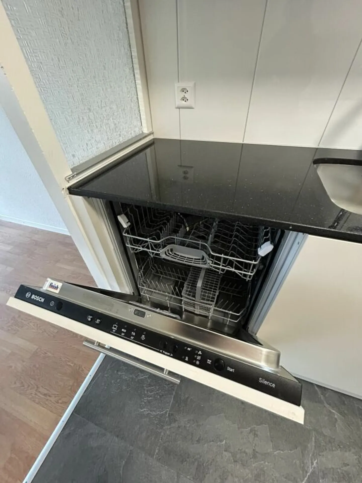 Wohnung mieten - Foto 2 von 12