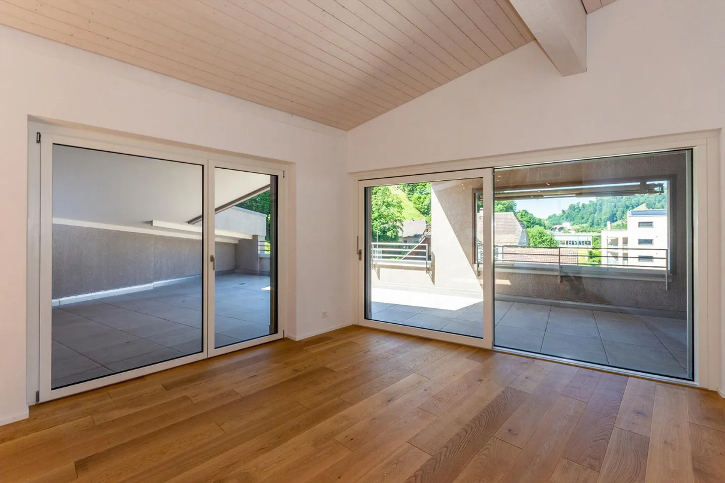 Appartement Moderne - Photo 4 sur 13