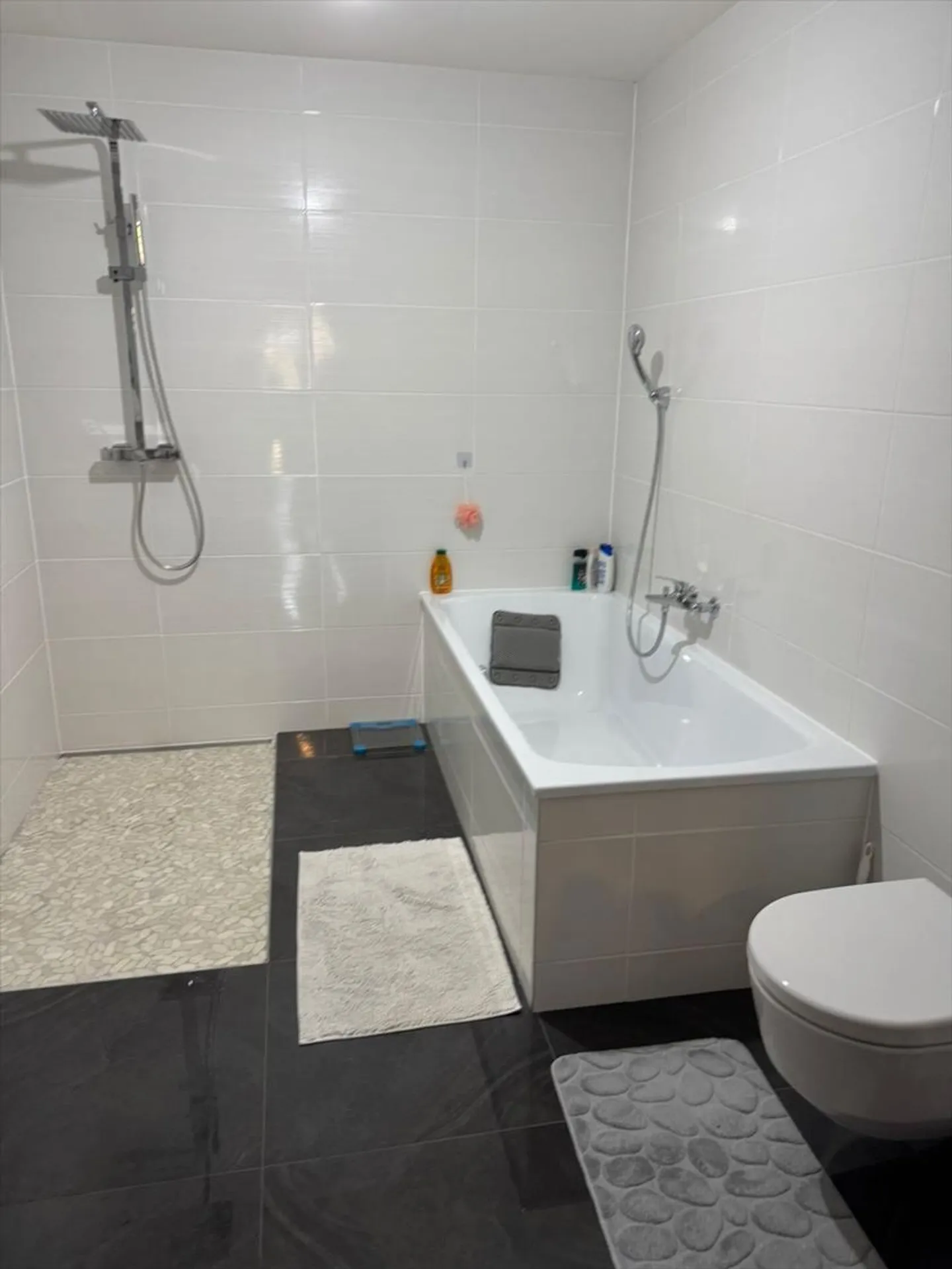 In vendita villa contigua di 5,5 locali nel comune di Courtepin - Foto 5 di 6