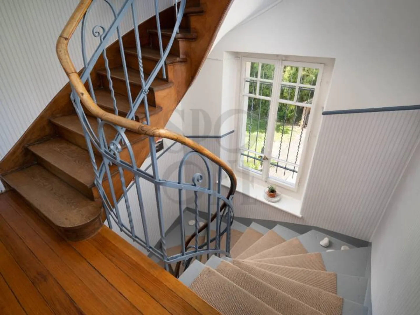 Exclusivité : Charmante Villa avec Piscine - Photo 5 sur 7