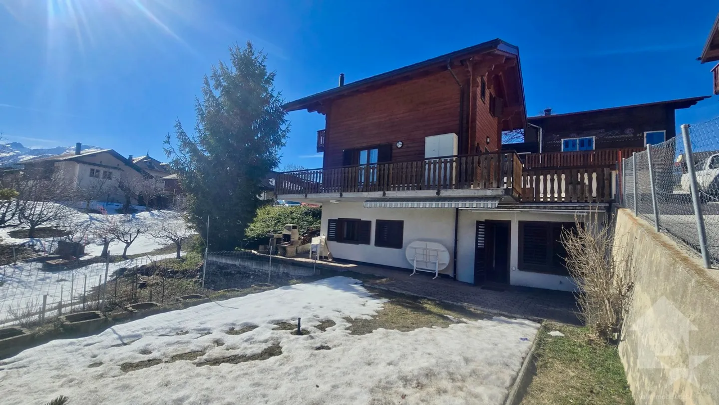 Charmantes Chalet in Chermignon - Foto 3 von 24