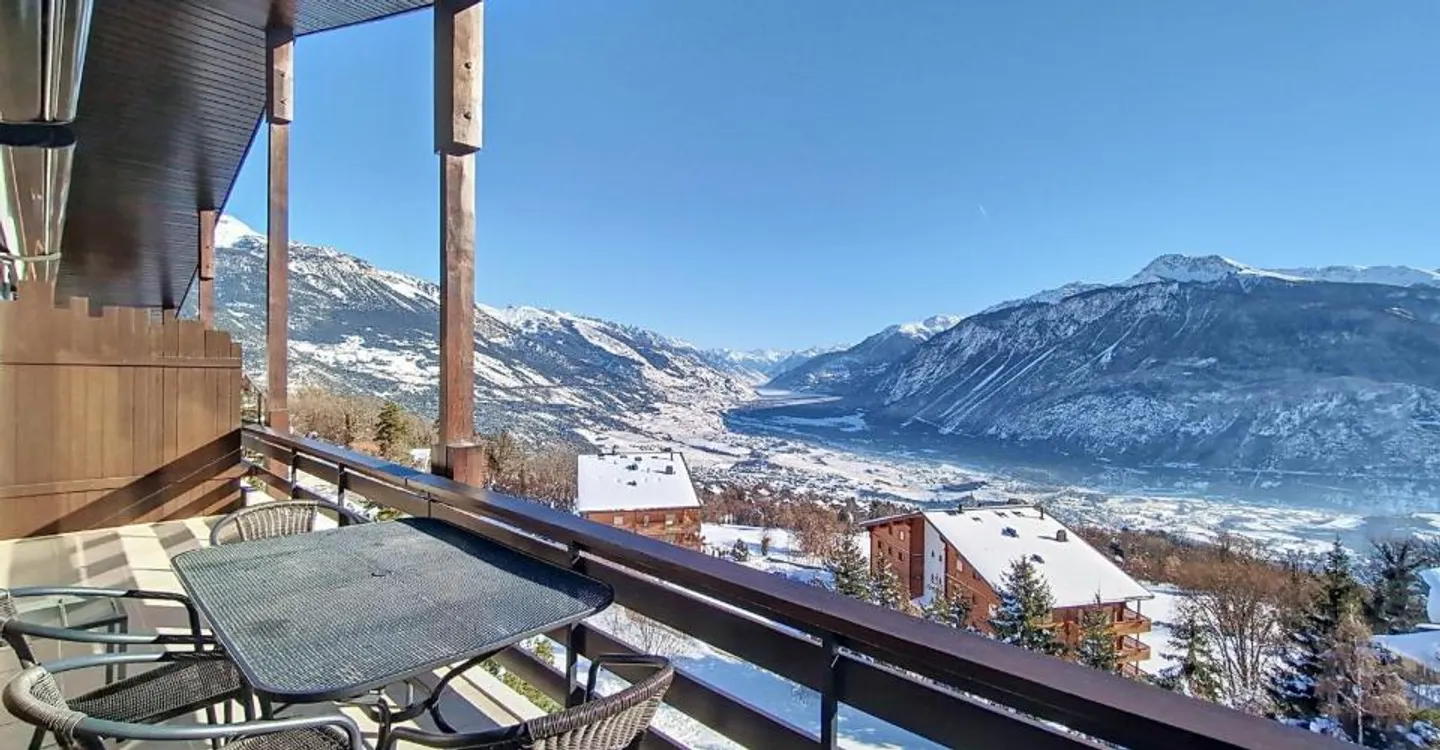 Appartamento spazioso con vista - Foto 8 di 10