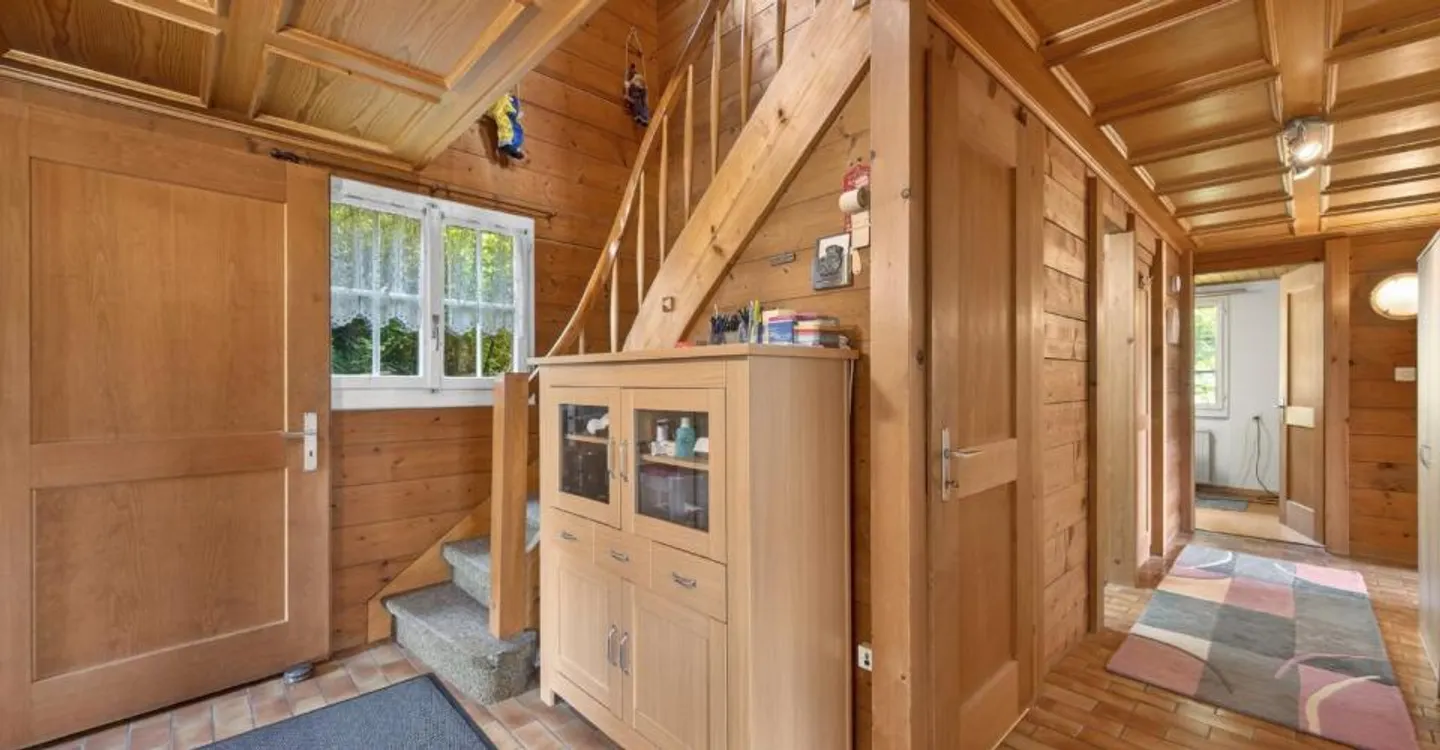 Geräumiges Familienhaus mit Potenzial - Foto 3 von 12