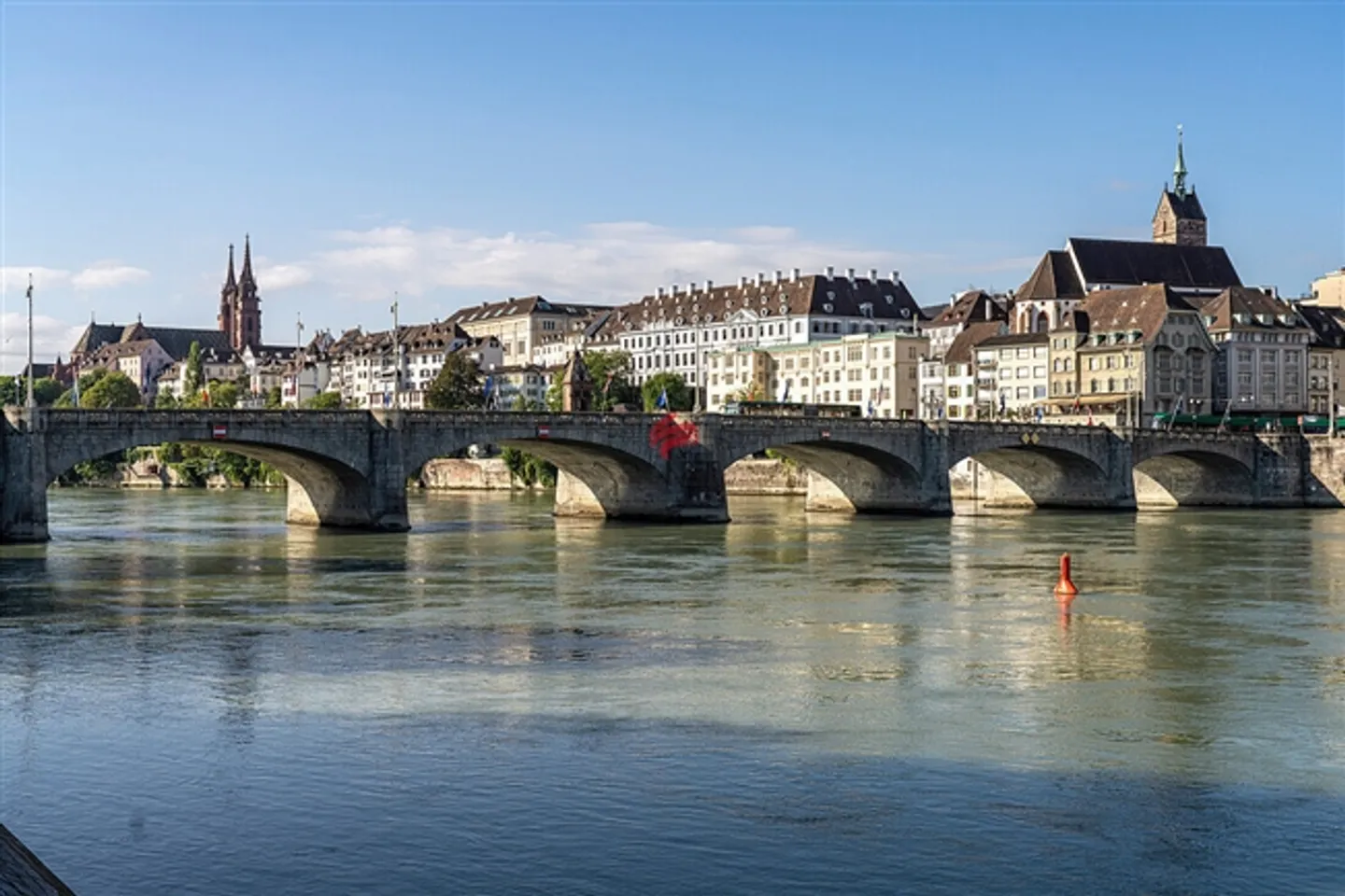 Attractive multi-family house with commercial space - Photo 2 of 5