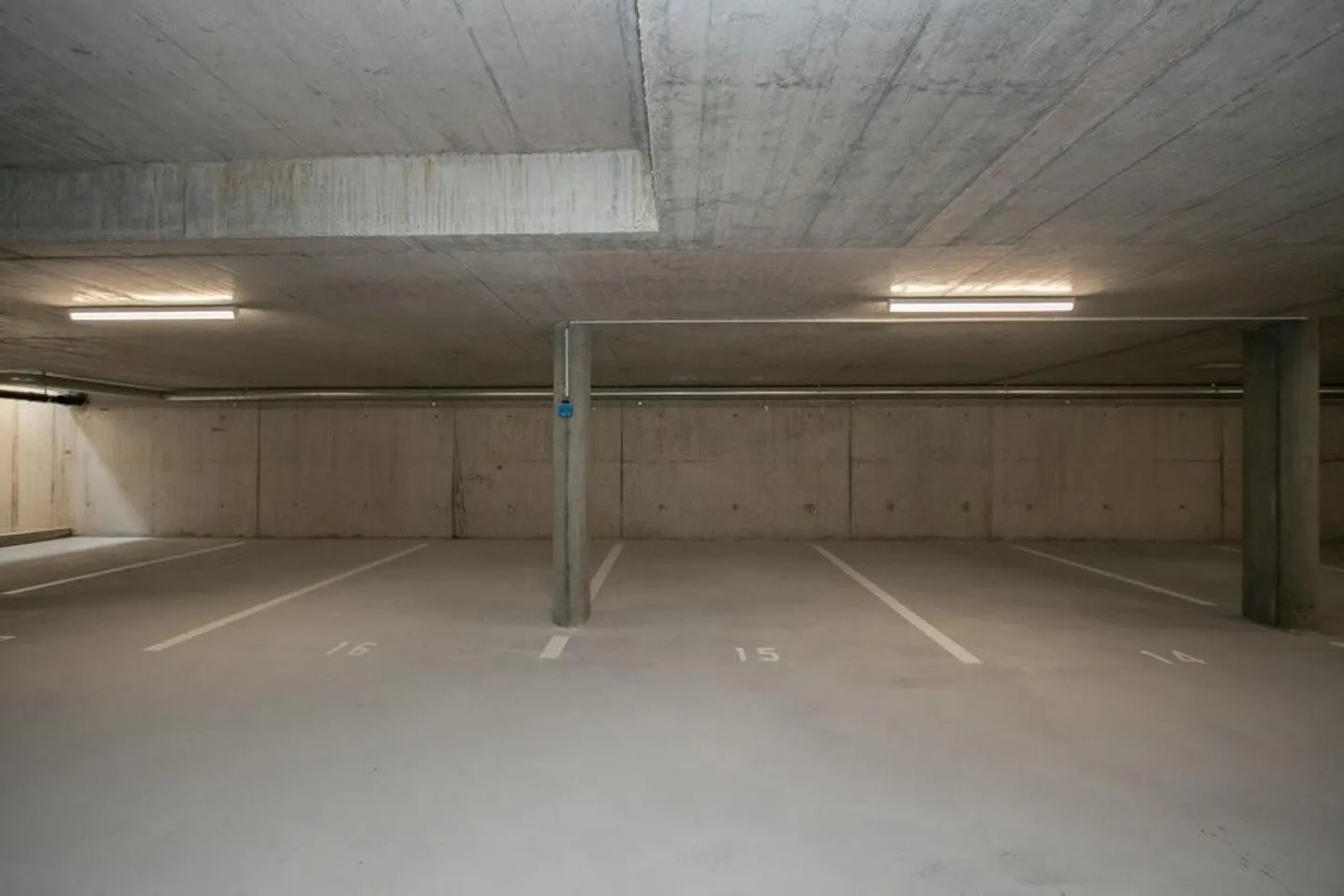 Place de parking souterrain à louer à Diepoldsau ! - Photo 1 sur 1