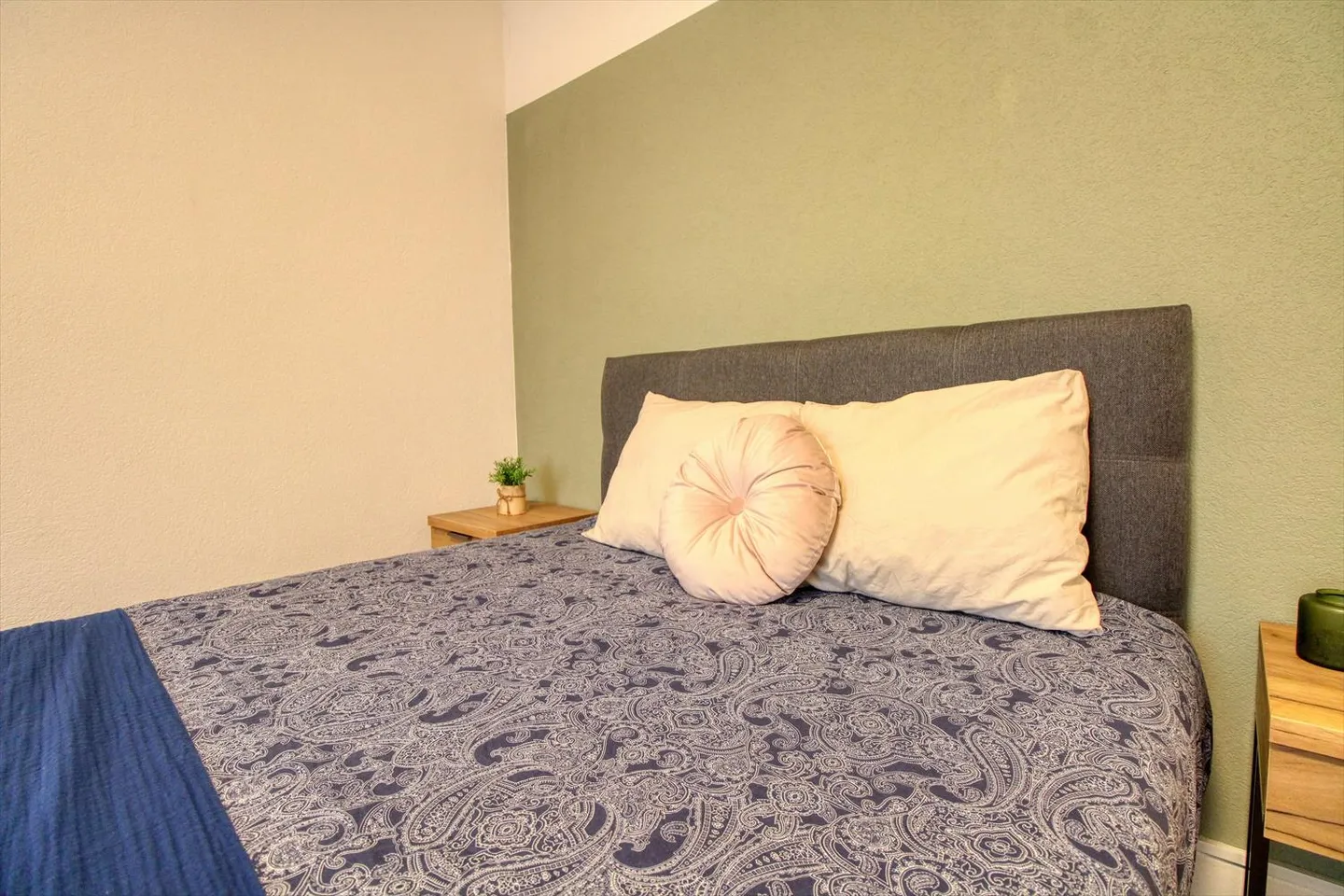 Chambre 1 pièce - Photo 4 sur 13