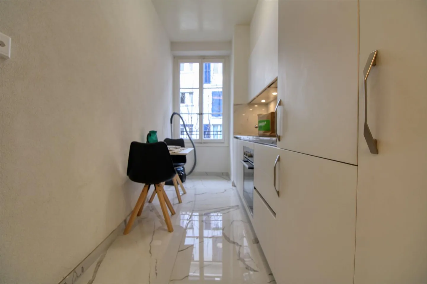 Chambre 1 pièce - Photo 7 sur 13