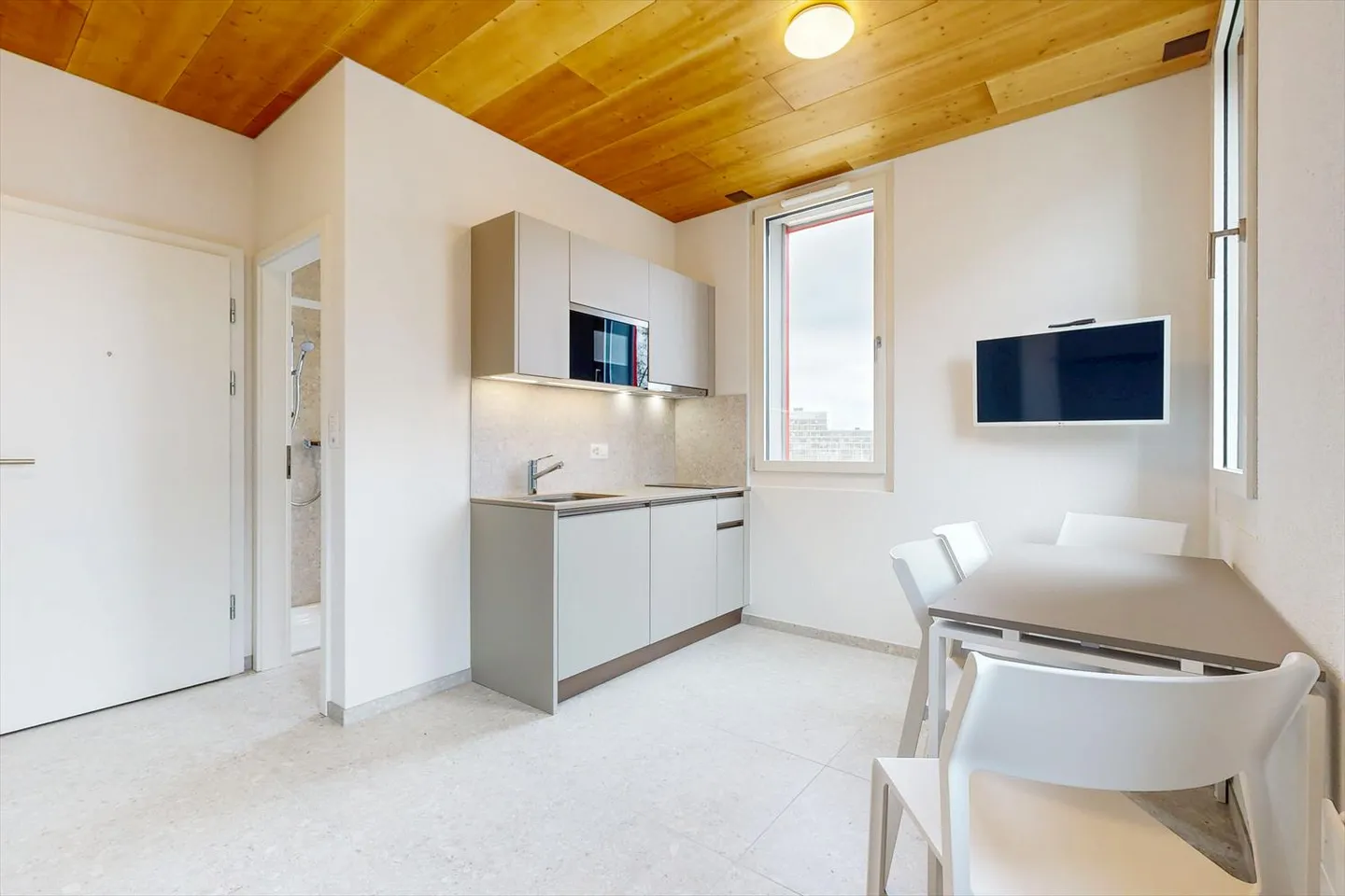 Studio for rent - Photo 1 of 6