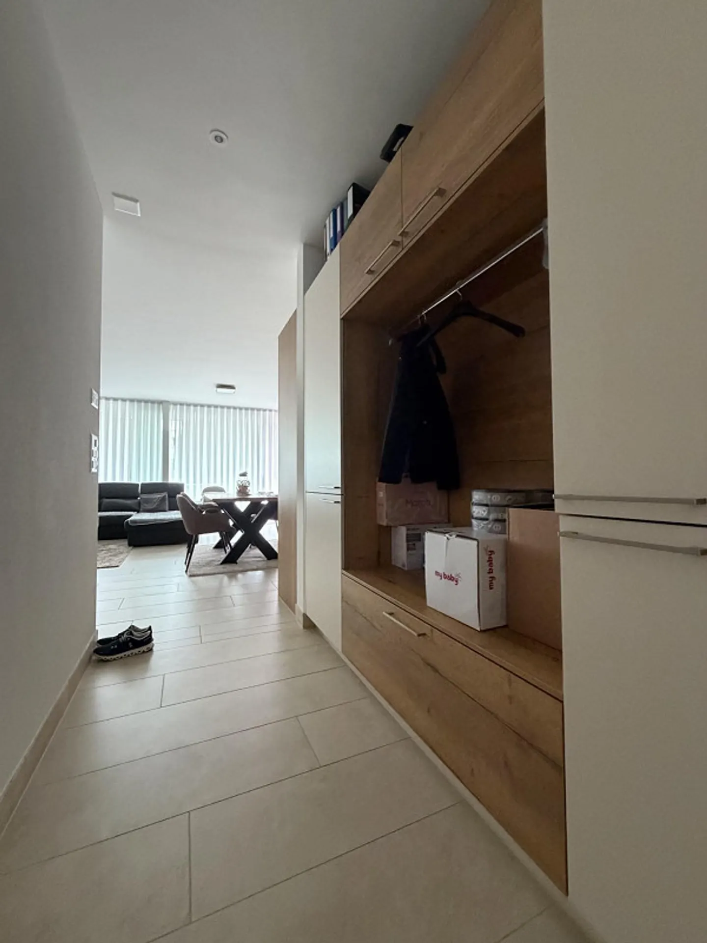 Large, very modern and noble 2 1/2-room apartment for rent - Photo 2 of 5