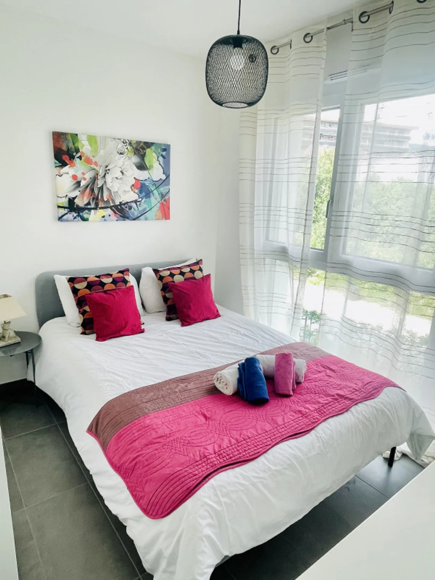 Beautiful 1.5 Room Apartment Fully Furnished and Equipped 200 m from the Lake - Photo 1 of 6