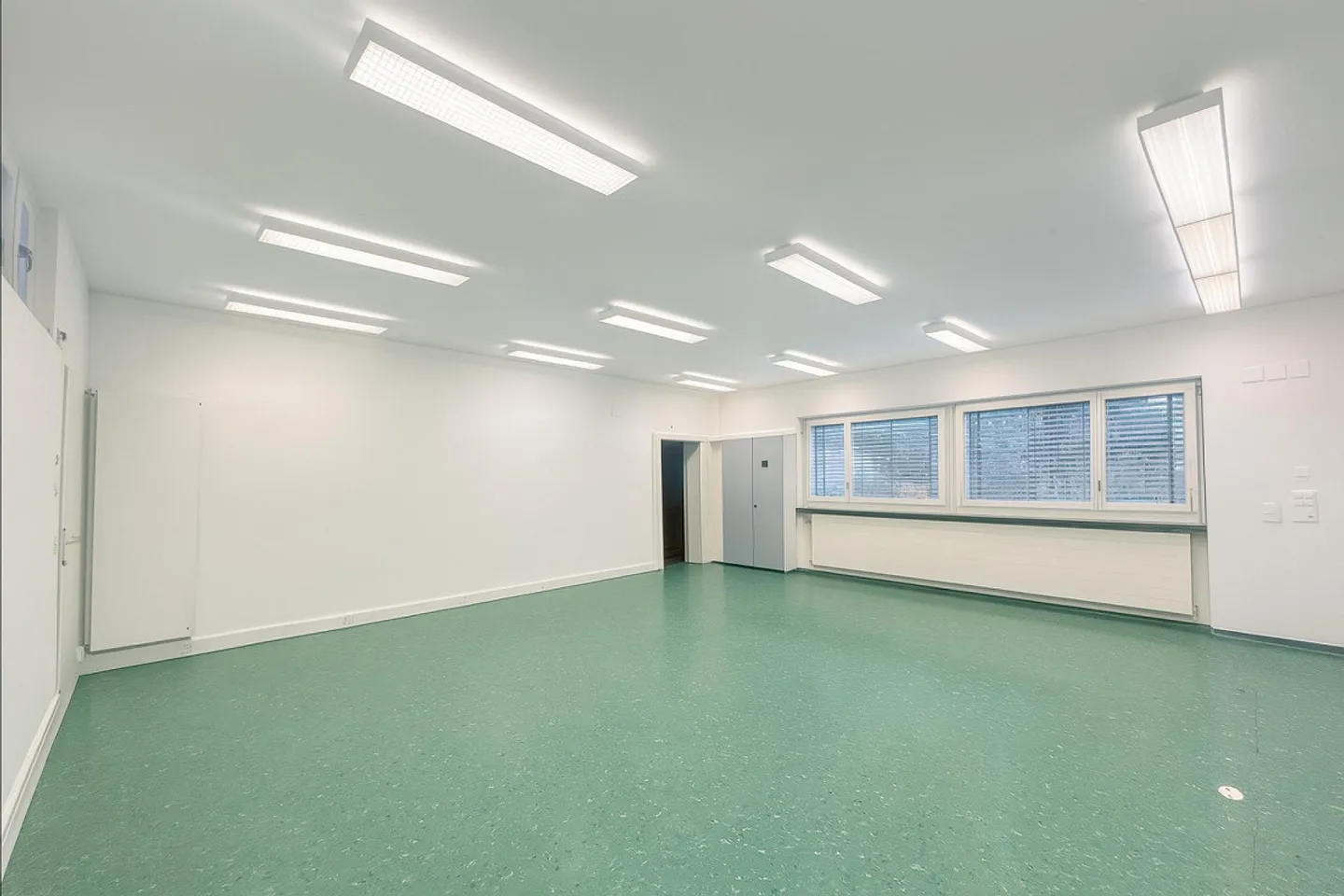 FFS Faido Station: multifunctional commercial space of approx. 132 m2 - Photo 2 of 7