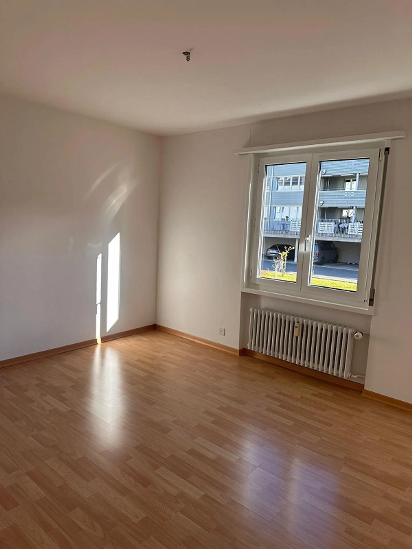 Charming 2-room apartment in Turbenthal - Photo 3 of 6