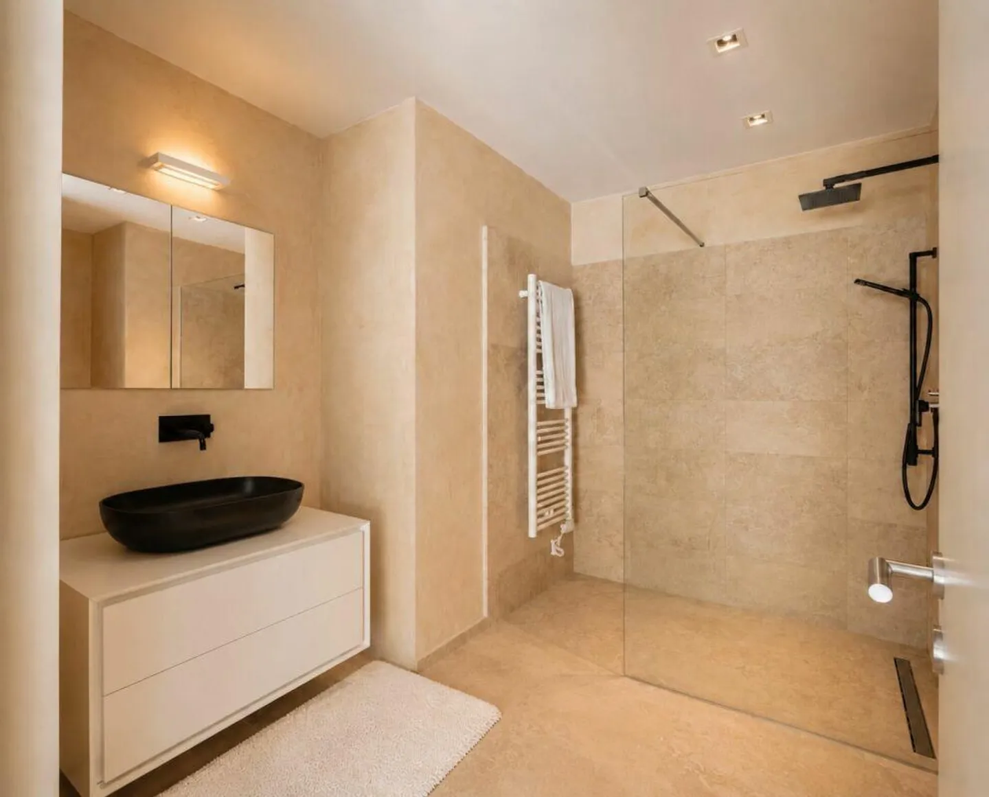 Generoso 3.5 rooms with lake view, 2 large terraces and outdoor pool - Photo 12 of 19