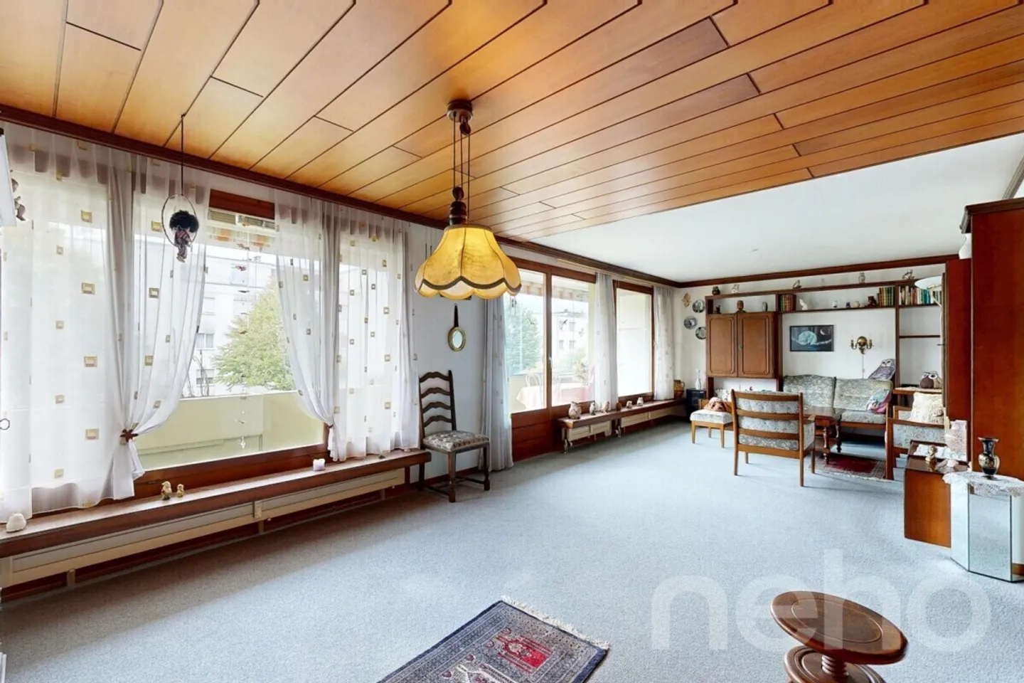 Sunny 3.5-room apartment with balcony and two parking spaces - Photo 4 of 13