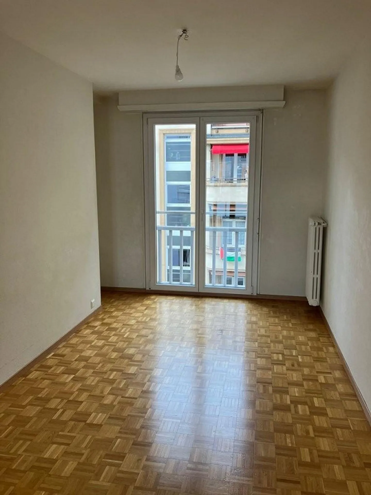 Looking for an apartment in the city center? - Photo 3 of 8