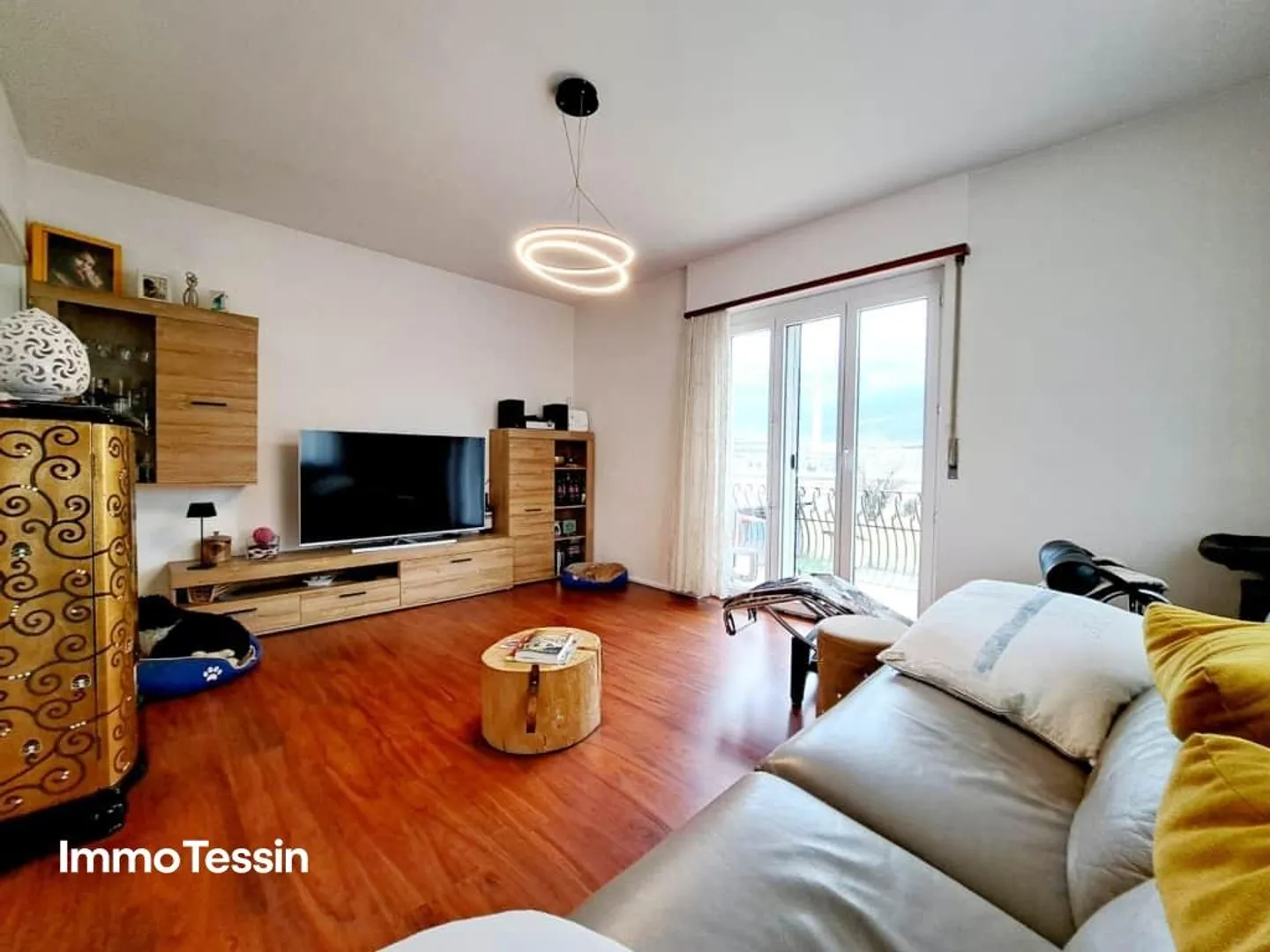 PER GLI AMANTI DEI CANI E GLI INVESTITORI: Casa completamente affittata con 2 appartamenti... - Foto 4 di 13