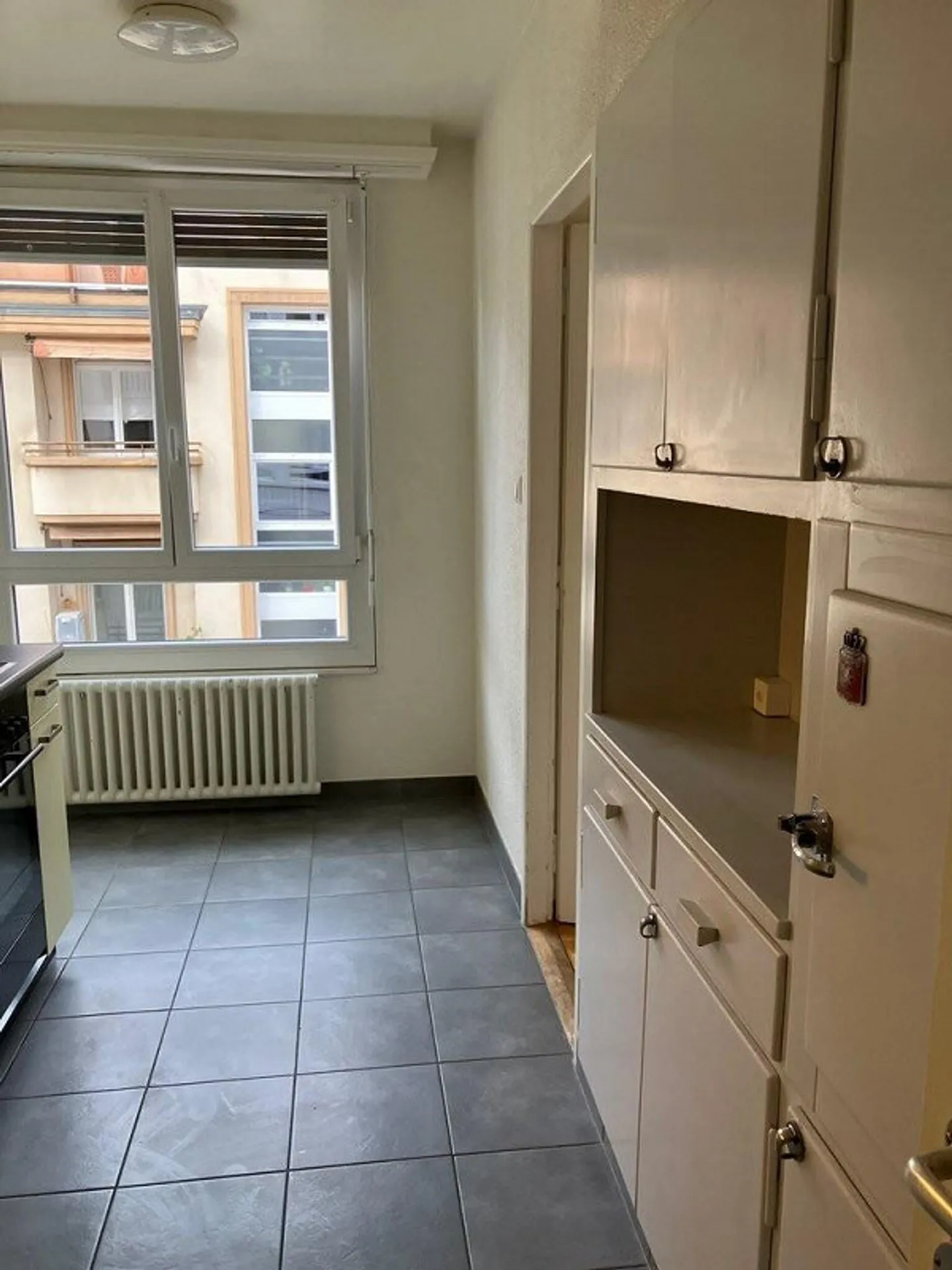 Looking for an apartment in the city center? - Photo 4 of 8