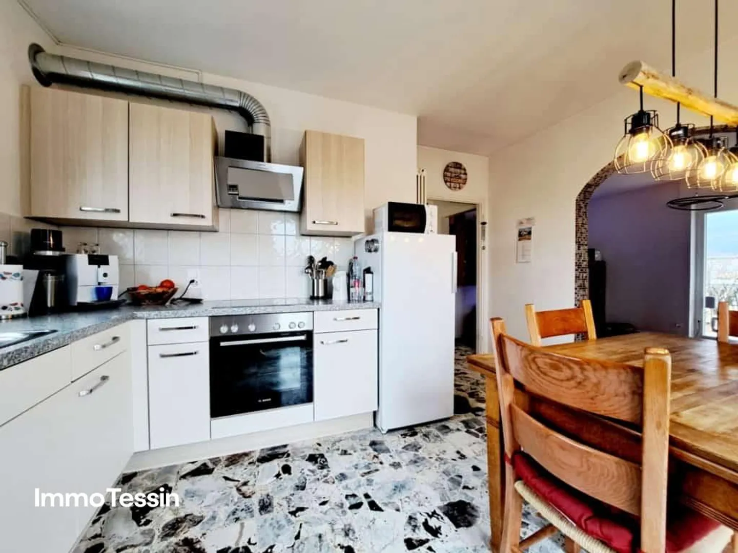 PER GLI AMANTI DEI CANI E GLI INVESTITORI: Casa completamente affittata con 2 appartamenti... - Foto 7 di 13