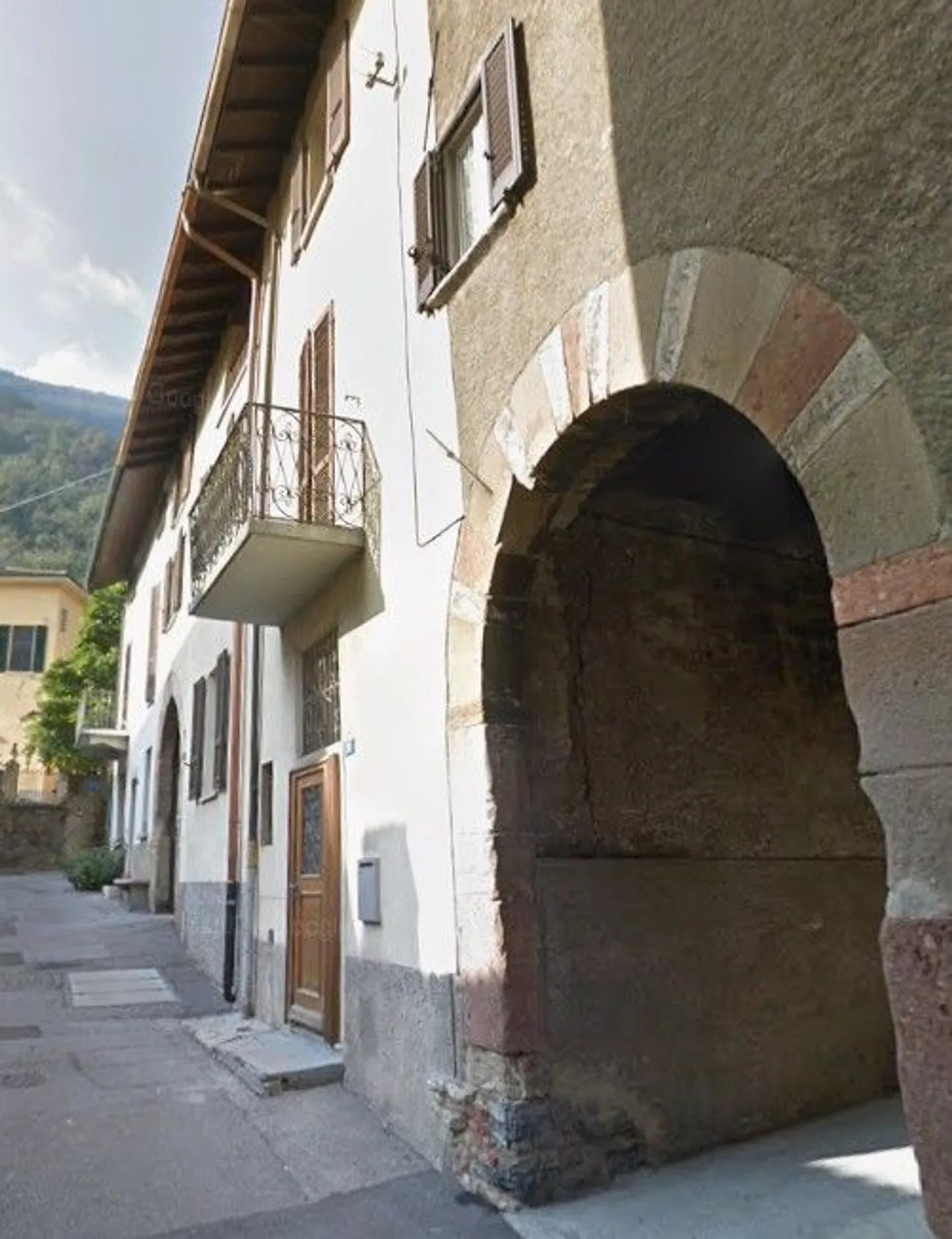 19th Century Building for Sale - Photo 2 of 13