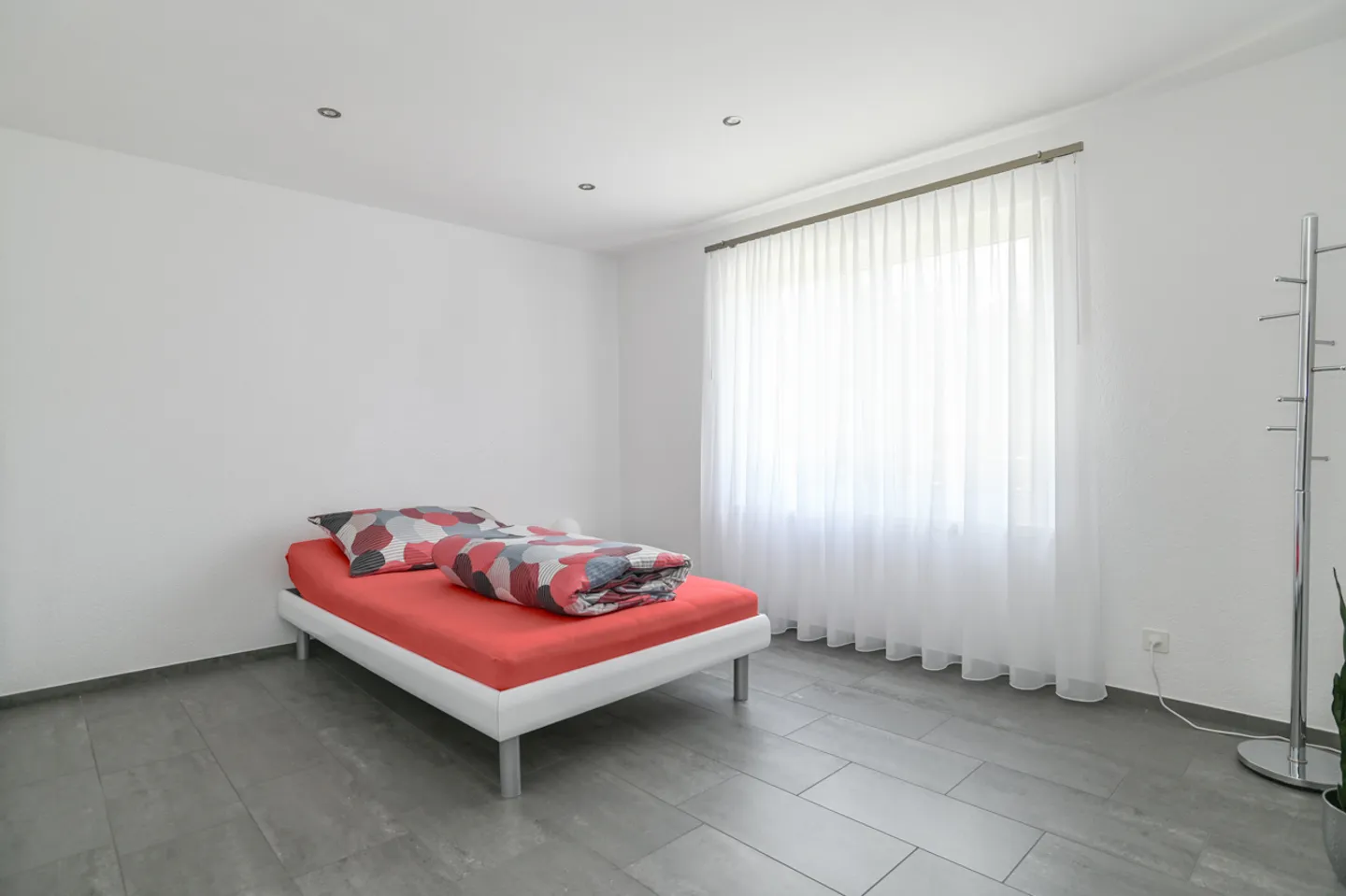 Une maison comme un sou neuf - Photo 8 sur 10