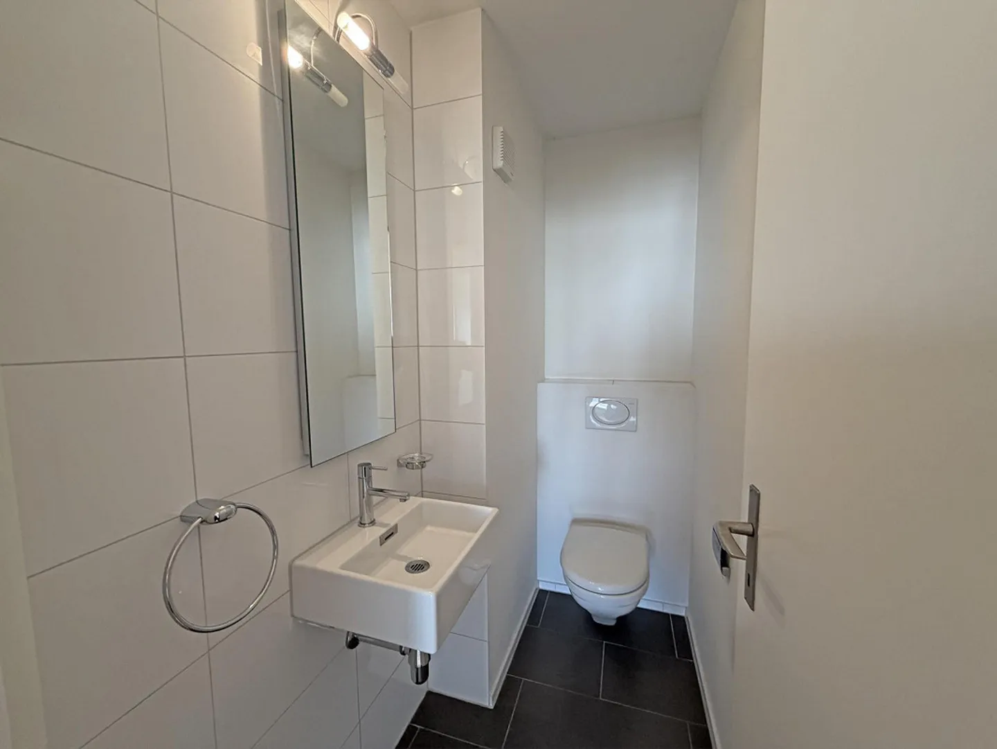 Spacious 5.5-room apartment in a quiet location with beautiful views - Photo 13 of 28