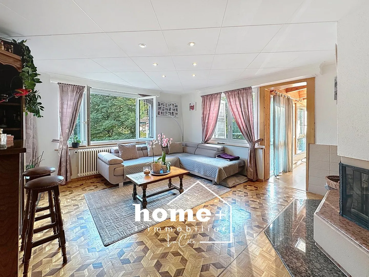 Exclusively - Large 180 m² apartment with private garden, terrace and b - Photo 2 of 9