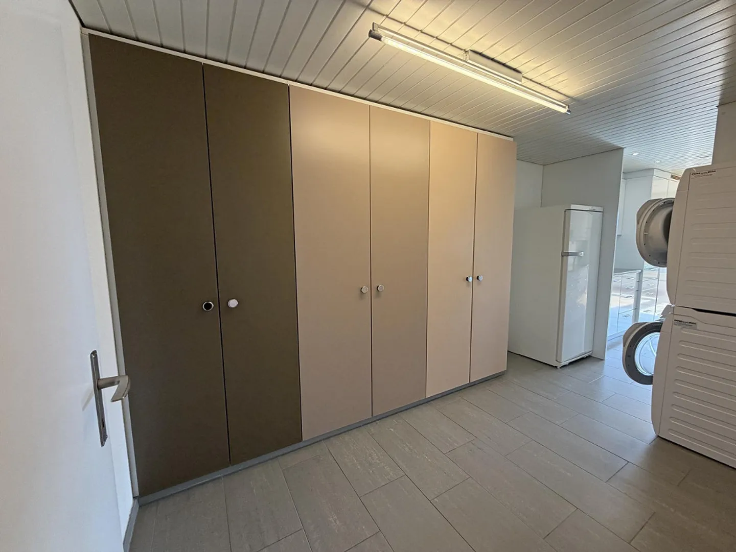 Spacious 5.5-room apartment in a quiet location with beautiful views - Photo 17 of 28