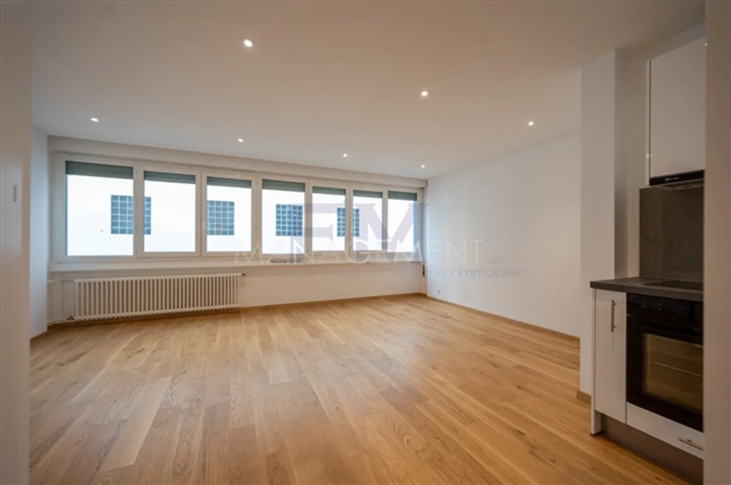 Eaux-Vives, 2 Rooms on the 3rd Floor, approx. 35m2 - Photo 1 of 5