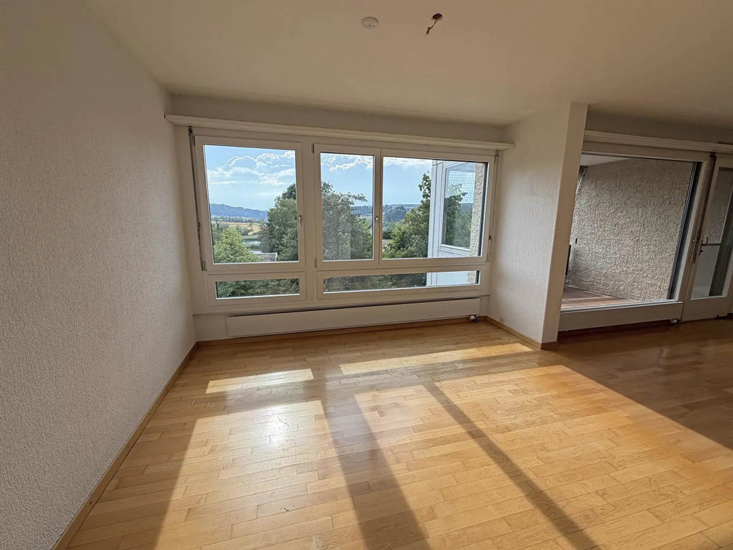 Spacious 5.5-room apartment in a quiet location with beautiful views - Photo 19 of 28