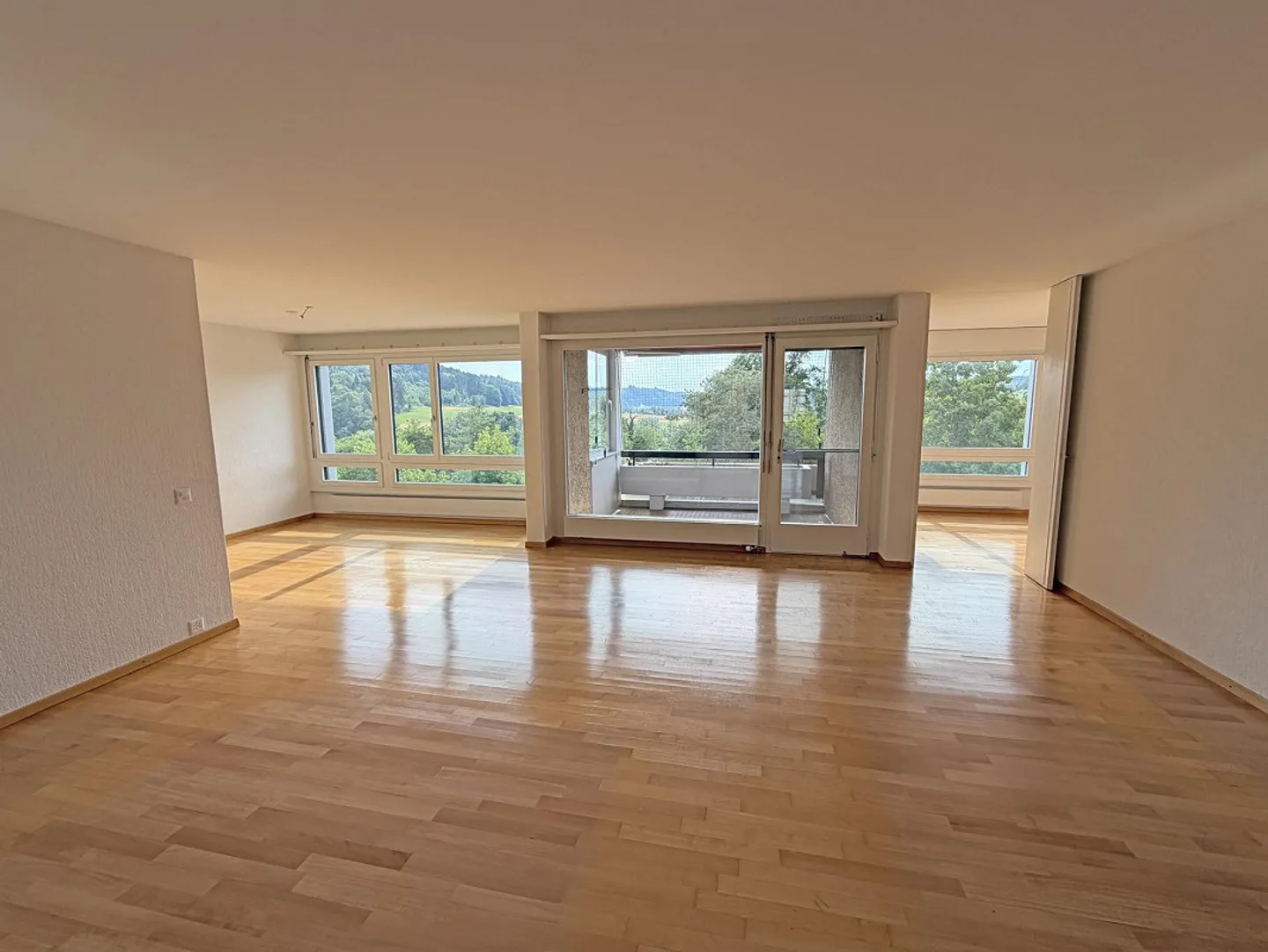 Spacious 5.5-room apartment in a quiet location with beautiful views - Photo 22 of 28