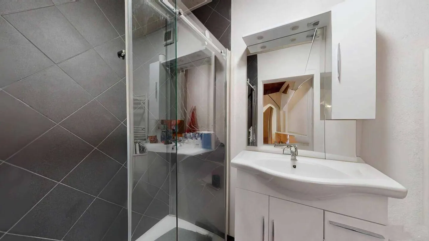 Appartement Charmant à Saint-Maurice - Photo 4 sur 5