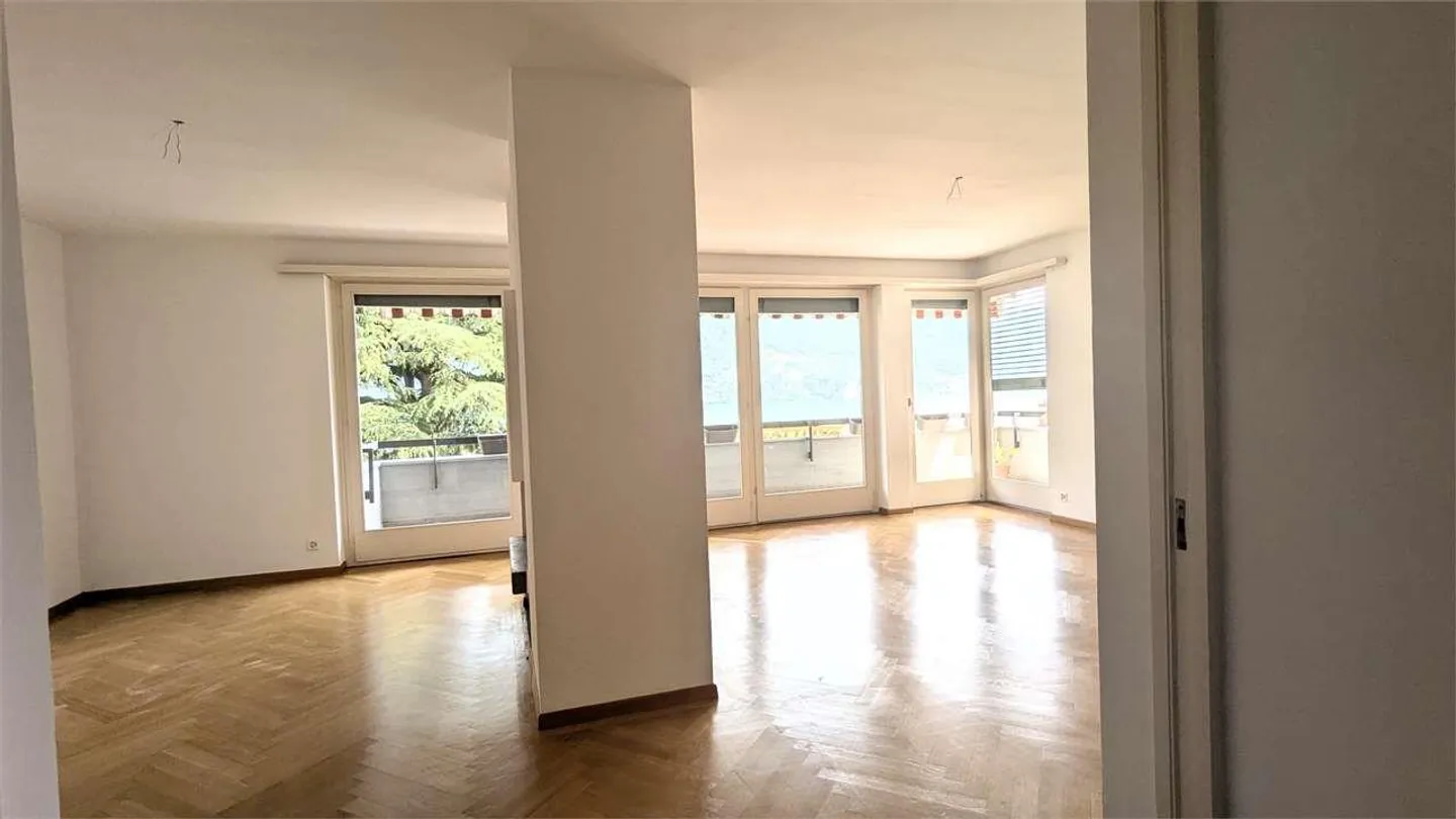 Lugano, magnificent 4.5-room apartment with terrace and lake view - Photo 7 of 13