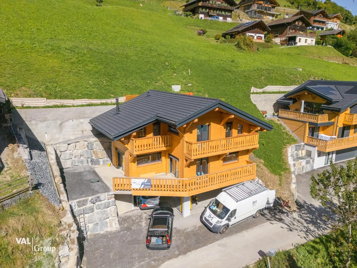 Chalet dei Superlativi - Materiali nobili, benessere totale, vista magistrale - Foto 1 di 12