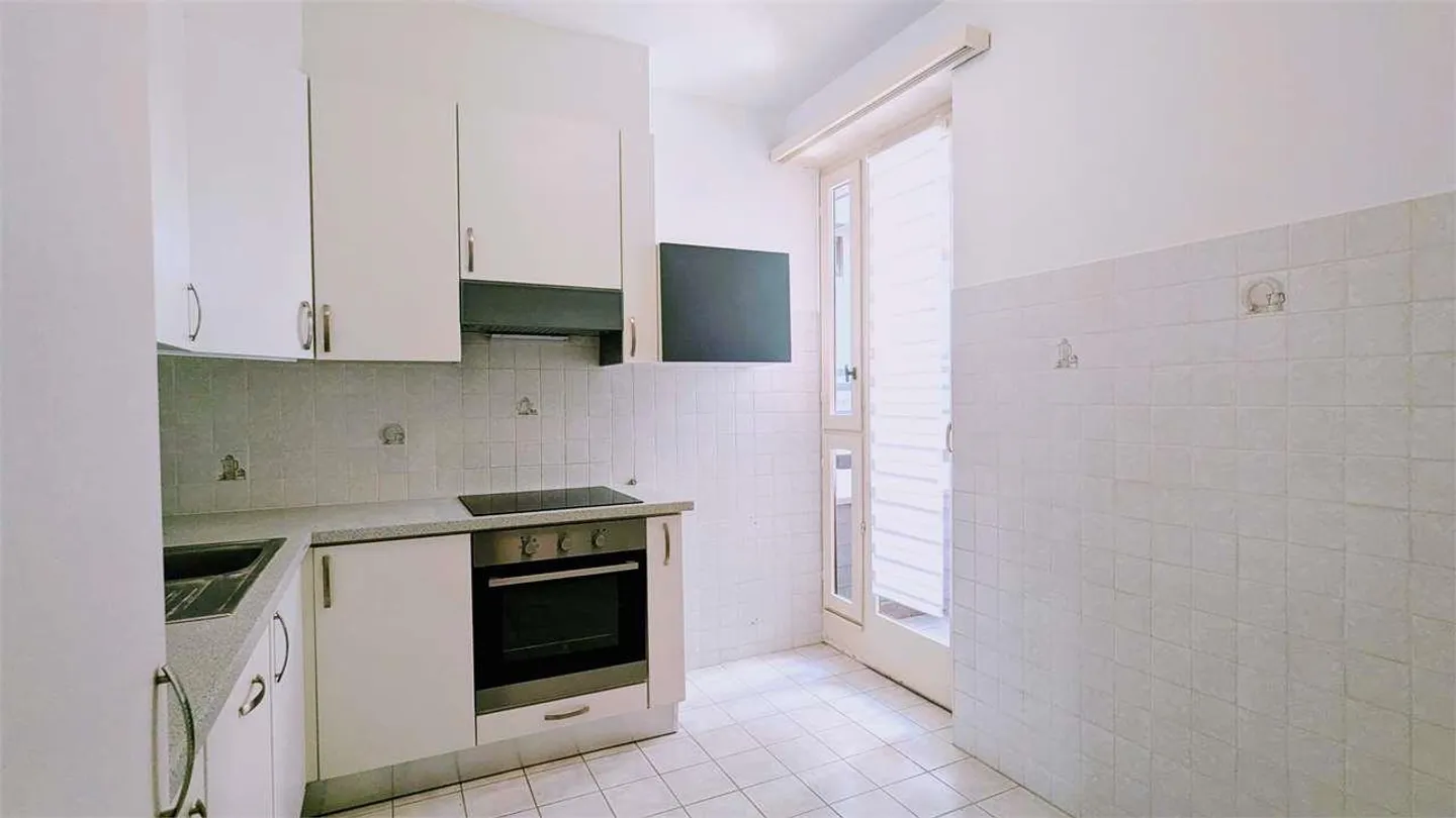 Lugano, magnificent 4.5-room apartment with terrace and lake view - Photo 10 of 13