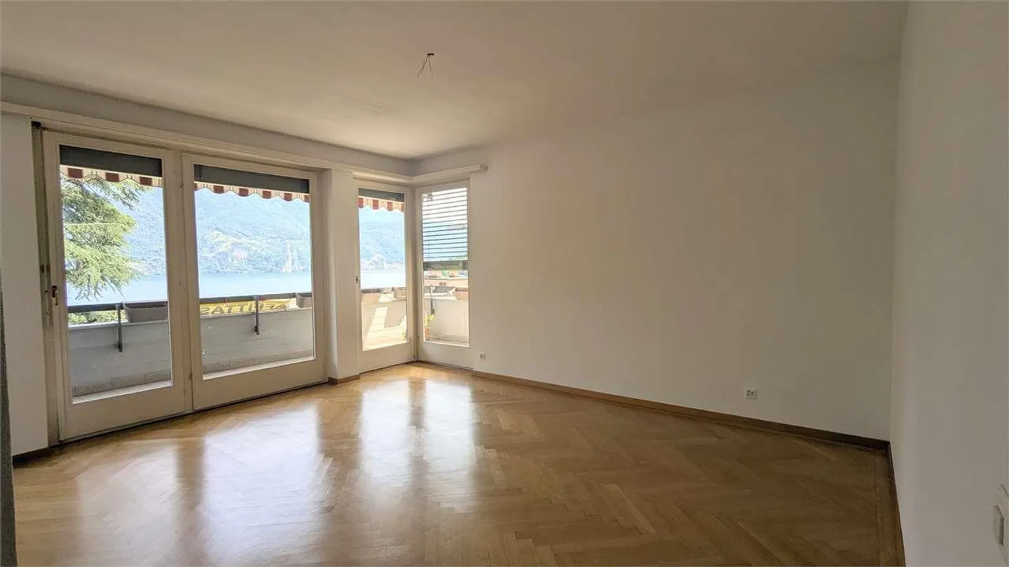 Lugano, magnificent 4.5-room apartment with terrace and lake view - Photo 8 of 13